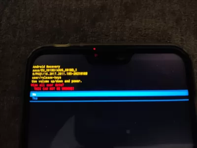 Android Error: Your Device Is Corrupt : Wipe all user data confirmation in Android secret boot menu